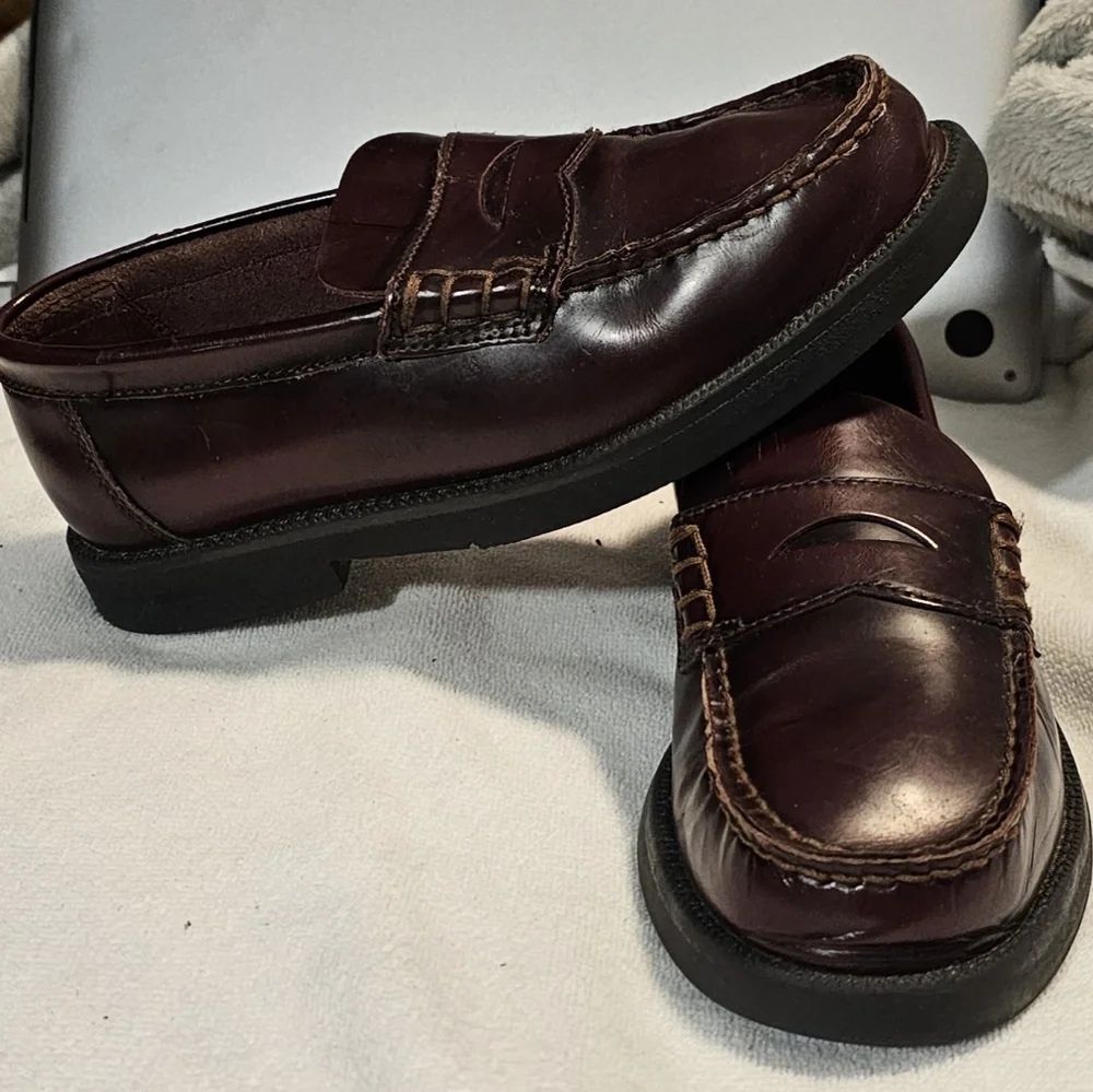 G.H. Bass & Co. Kids Burgundy Penny Loafers